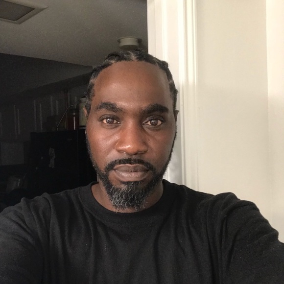 Meet your Posher, Roderick - Picture 1 of 1